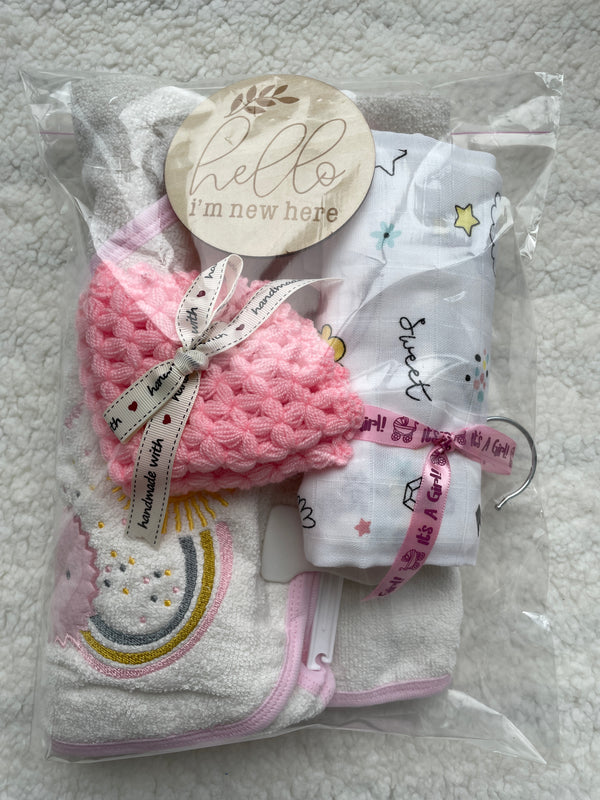 Maminobaby.nl - Baby Geschenkset meisjes | Badcape | Handmade washandje | Hydrofiele doek | Kraamcadeau | Babyshower